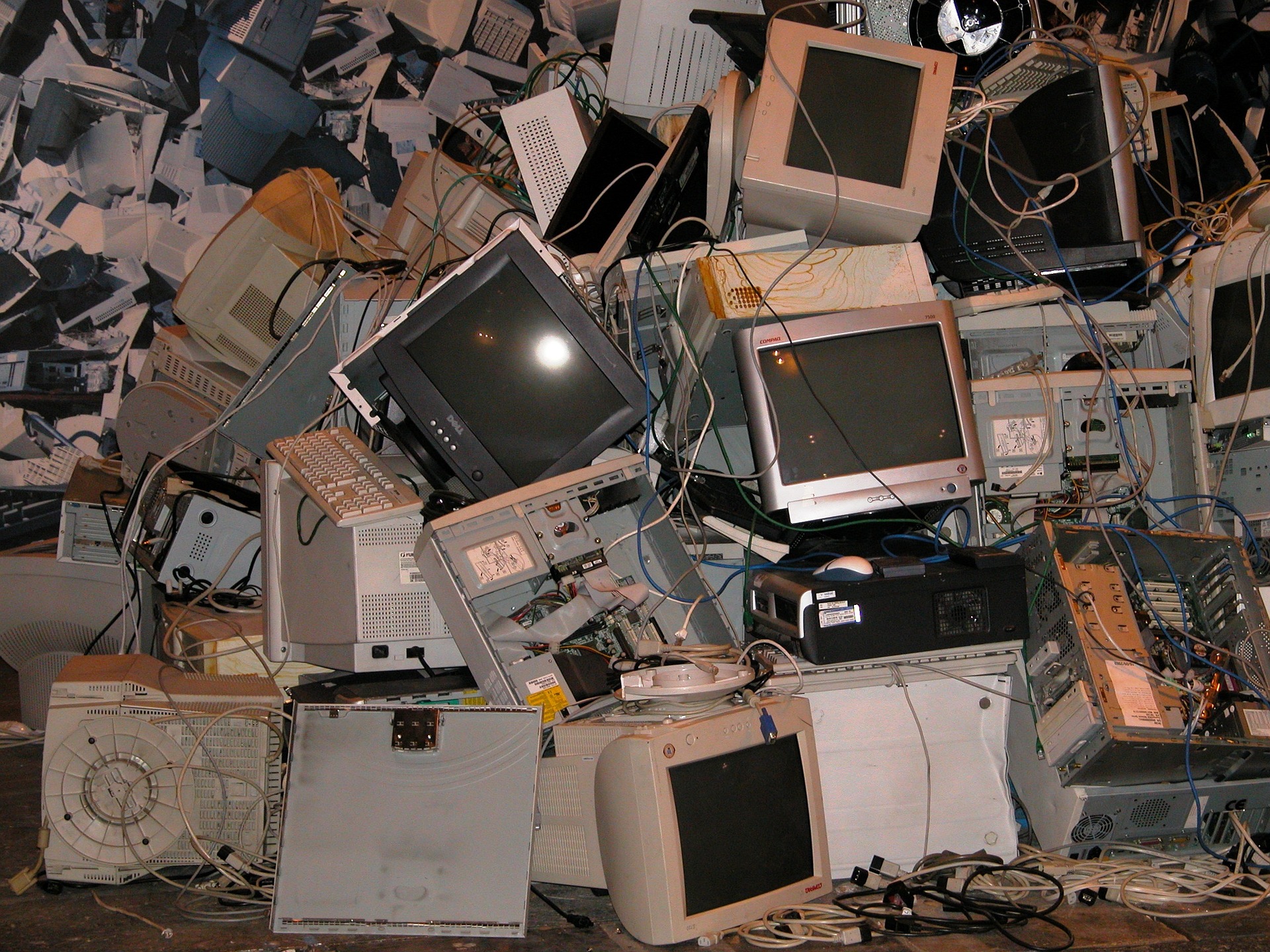 e-waste.jpg