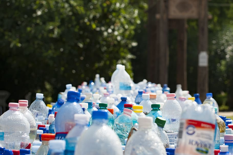 Washington bill for recycled content and plastic bans passes into law